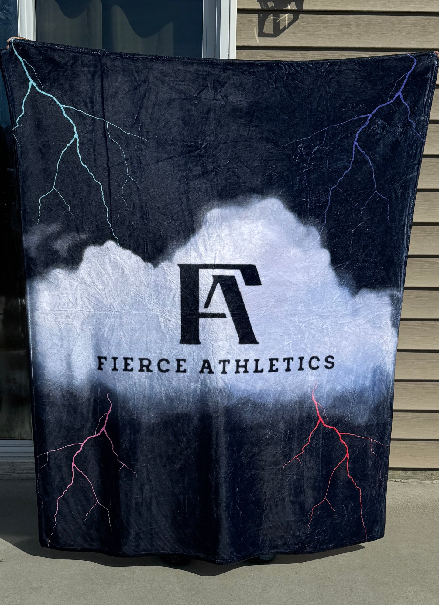 Custom Ultra-Soft Fleece Blanket | Personalized Team & Gift Blanket